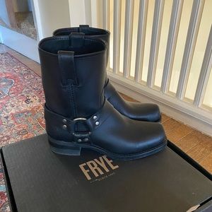Frye 8R Harness Boots